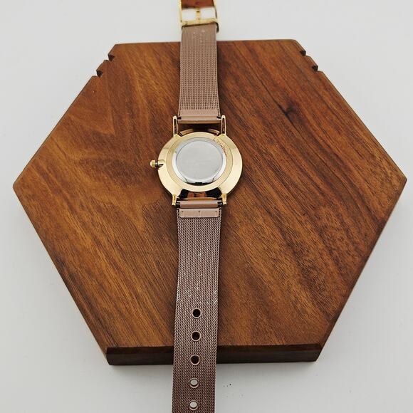 Gold Tone Minimalist Watch Neutrals Beige Taupe Contemporary Simple Old Money - Picture 5 of 7